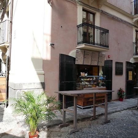 Vuciata Apartments Κατάνια Εξωτερικό φωτογραφία